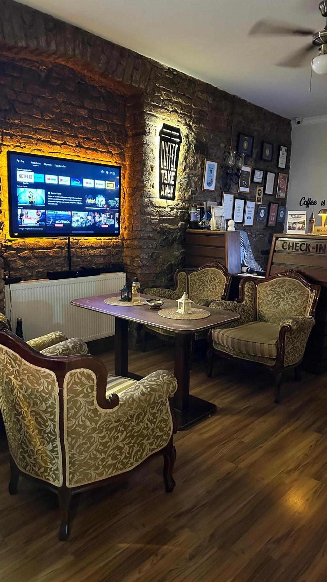 New Pera Hotel Istanbul Bagian luar foto
