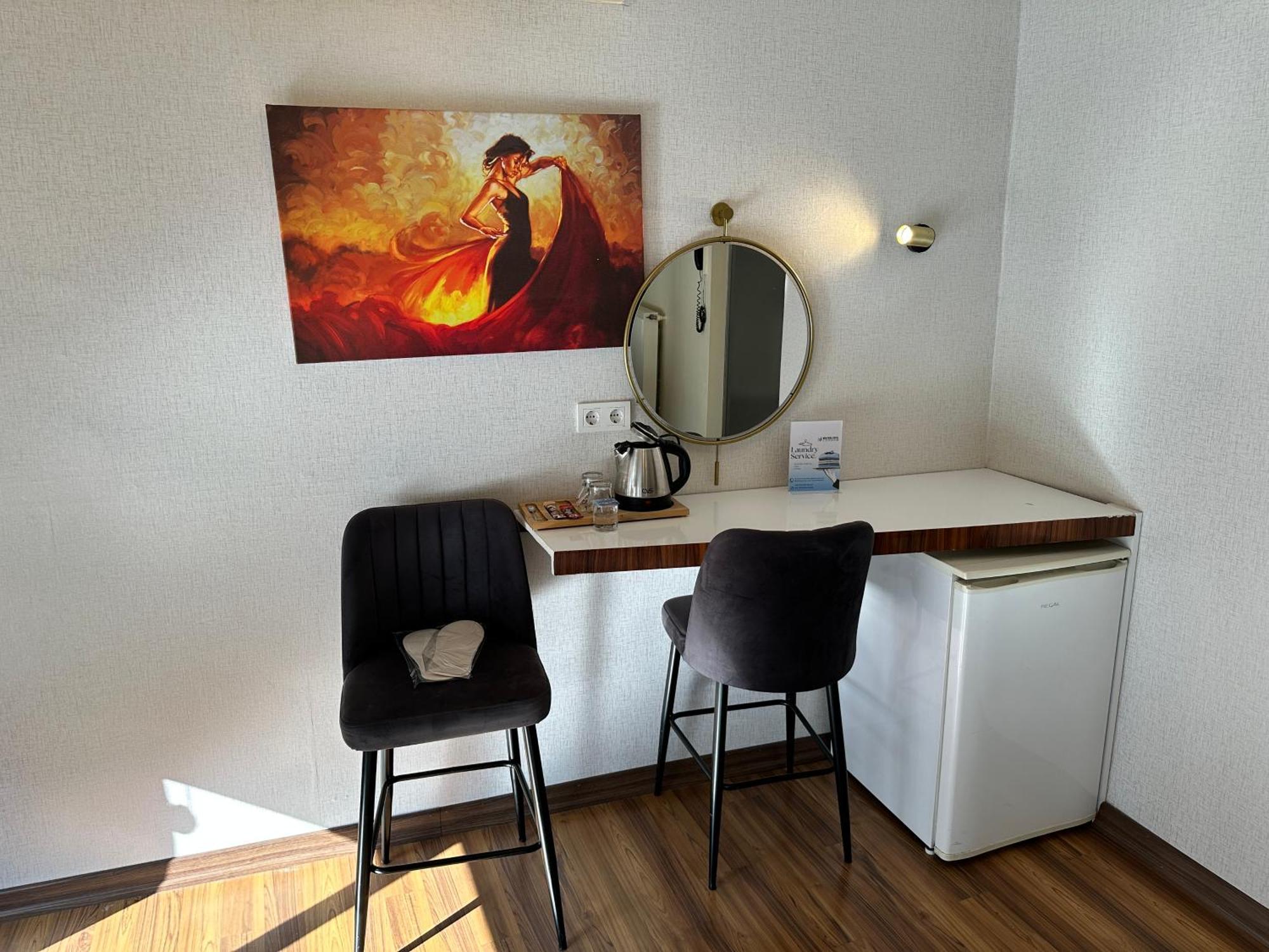 New Pera Hotel Istanbul Bagian luar foto